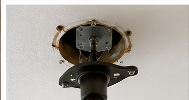 Installing the fan-rated support bracket